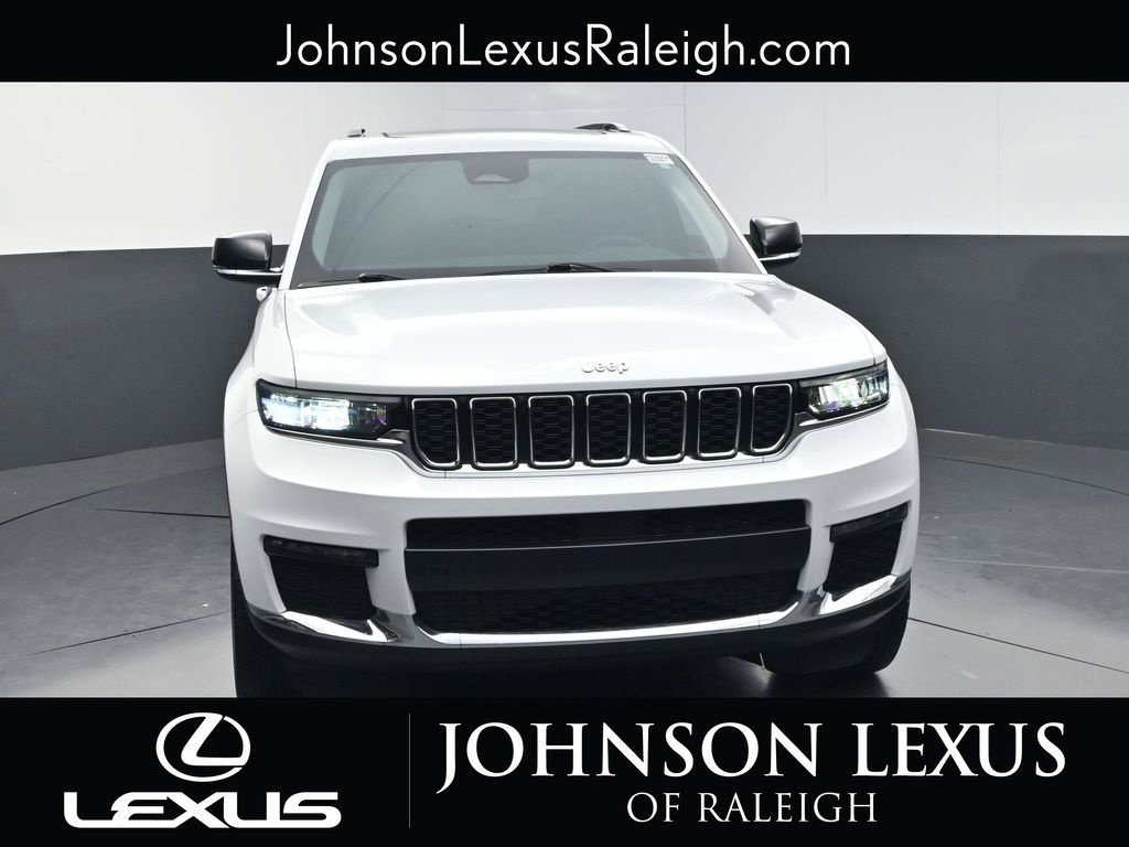 Used 2024 Jeep Grand Cherokee L Limited AWD/4WD image 4