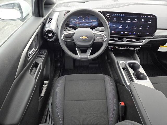 New 2026 Chevrolet Equinox EV LT image 25