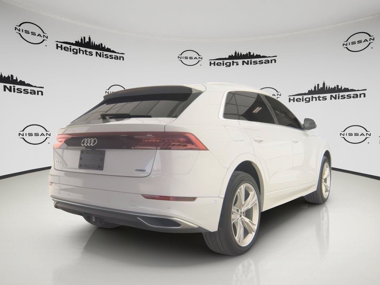 Used 2023 Audi Q8 Premium Plus AWD/4WD image 6