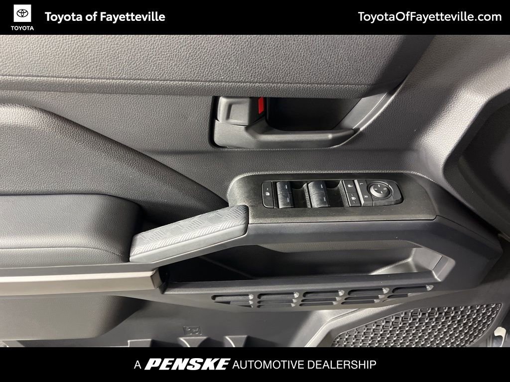 Certified 2025 Toyota 4Runner SR5 AWD/4WD image 25