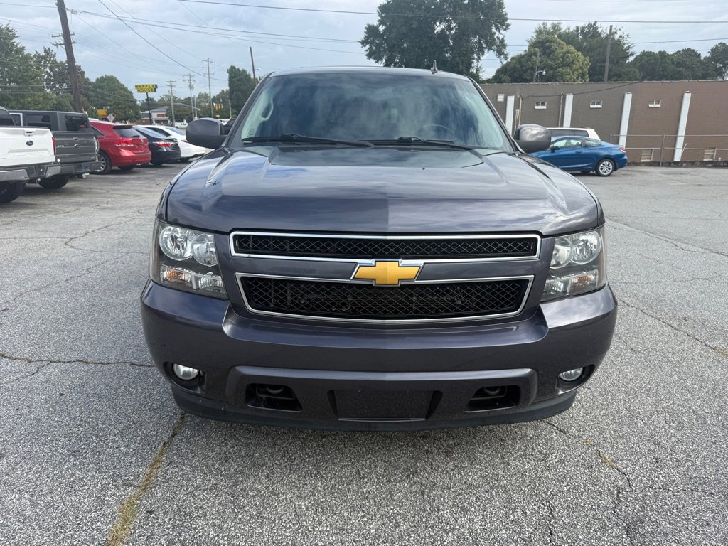 Used 2011 Chevrolet Tahoe LT w/ Luxury Package image 2