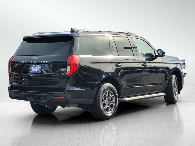 Certified 2025 Ford Expedition Active image 4