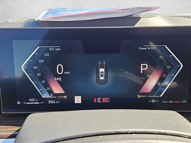 Used 2025 BMW X5 xDrive40i w/ Parking Assistance Package image 11