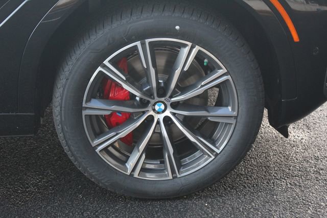 New 2026 BMW X6 xDrive40i w/ Executive Package image 11