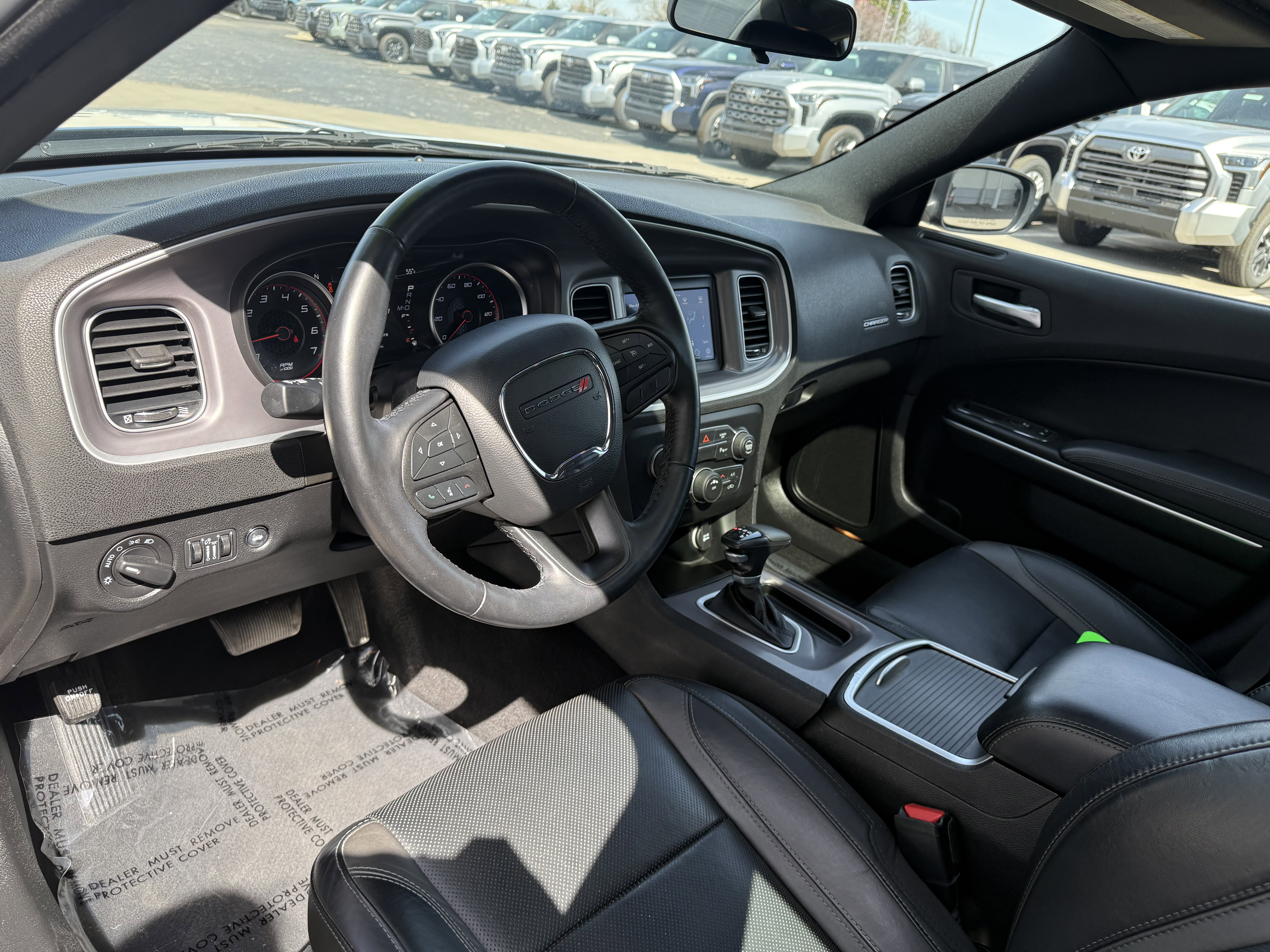 Used 2022 Dodge Charger SXT w/ Leather Interior Group image 23