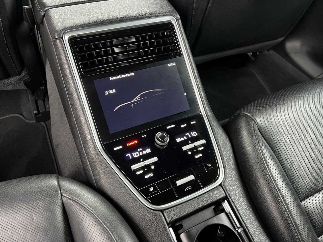 Used 2022 Porsche Panamera Platinum Edition image 22