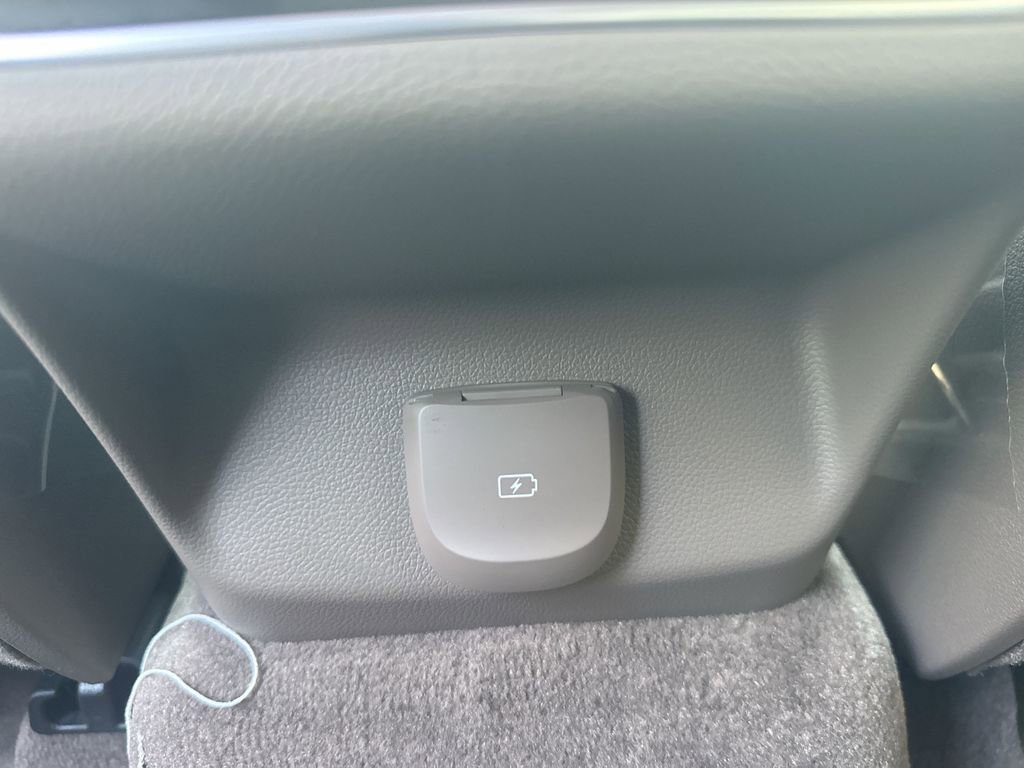 New 2026 Genesis Electrified GV70 image 27