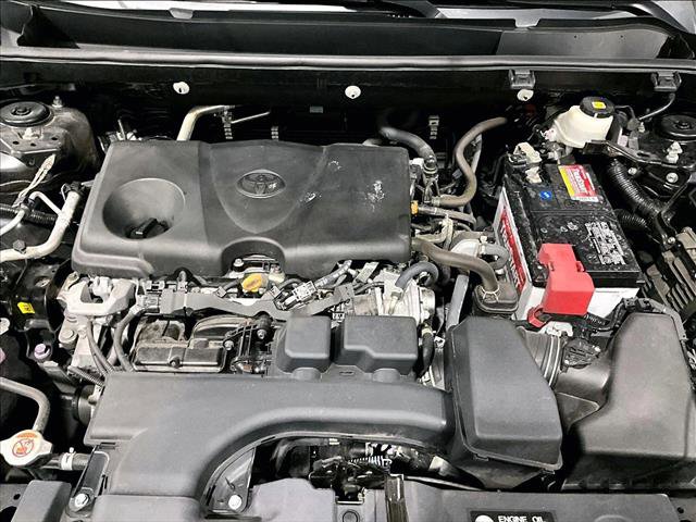 Used 2022 Toyota RAV4 XLE w/ Convenience Package FWD image 11