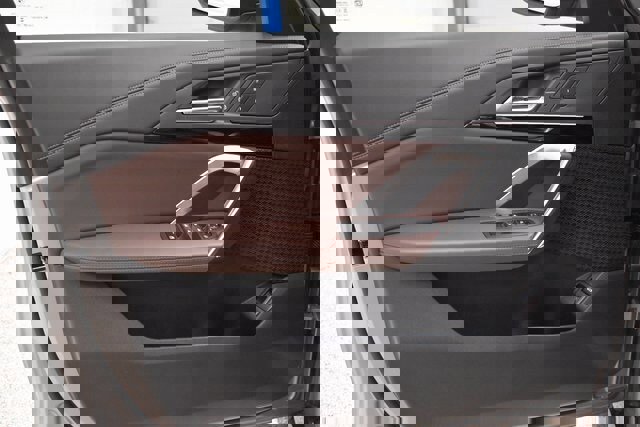 Used 2025 BMW X1 xDrive28i image 22