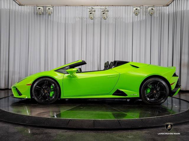 Used 2021 Lamborghini Huracan EVO RWD image 10