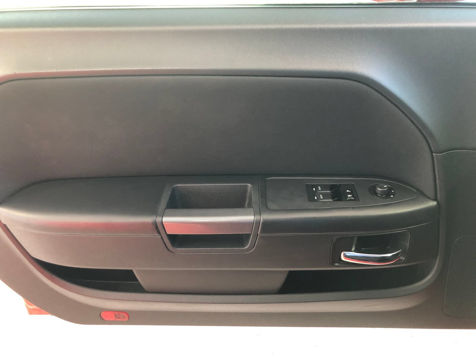 Used 2013 Dodge Challenger R/T RWD image 28