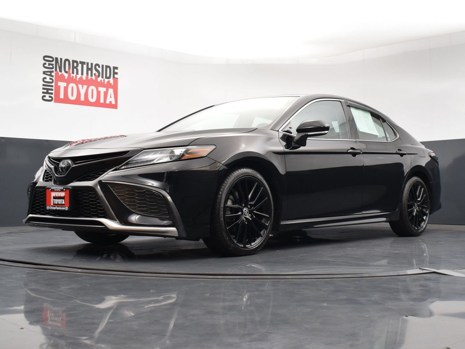 Used 2022 Toyota Camry XSE FWD image 34