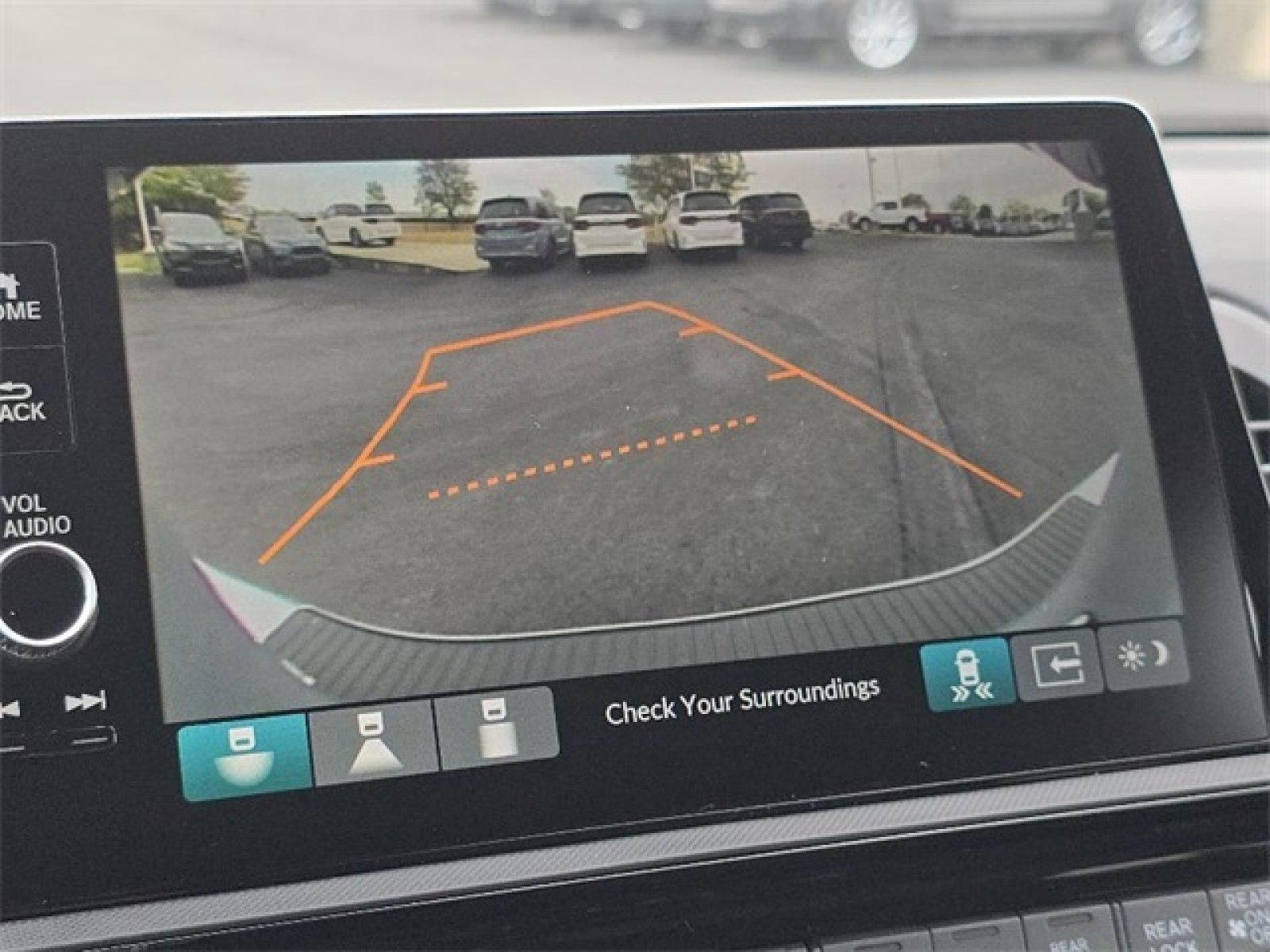 New 2026 Honda Odyssey Touring image 15