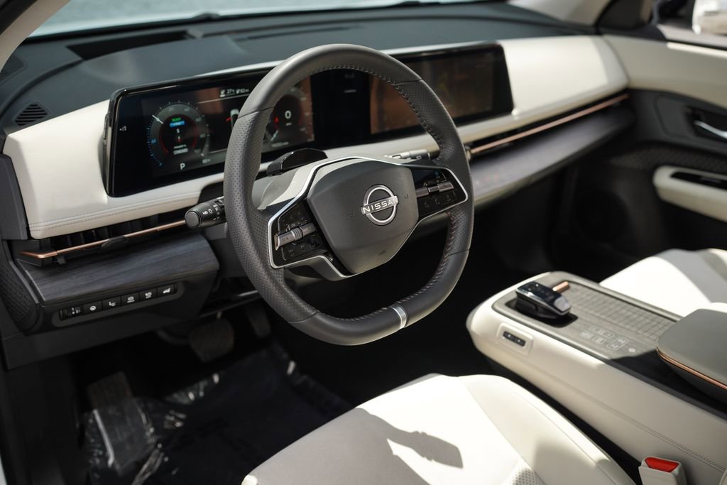 Used 2023 Nissan Ariya FWD image 19