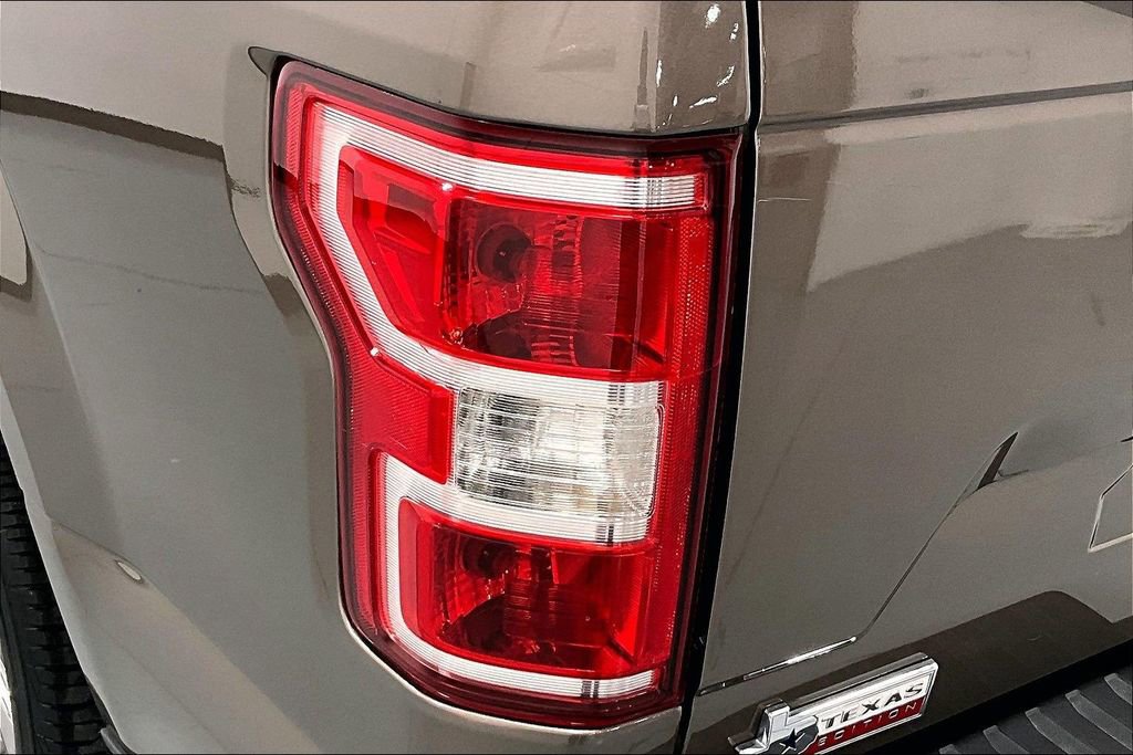 Used 2019 Ford F150 XLT w/ Equipment Group 302A Luxury image 29