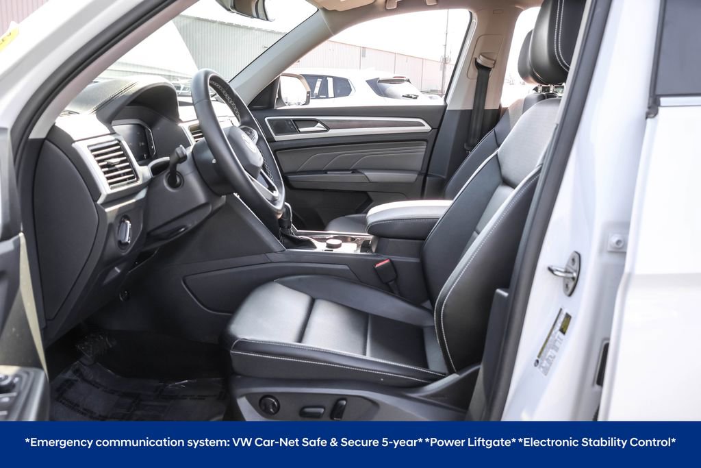 Certified 2023 Volkswagen Atlas SE image 6