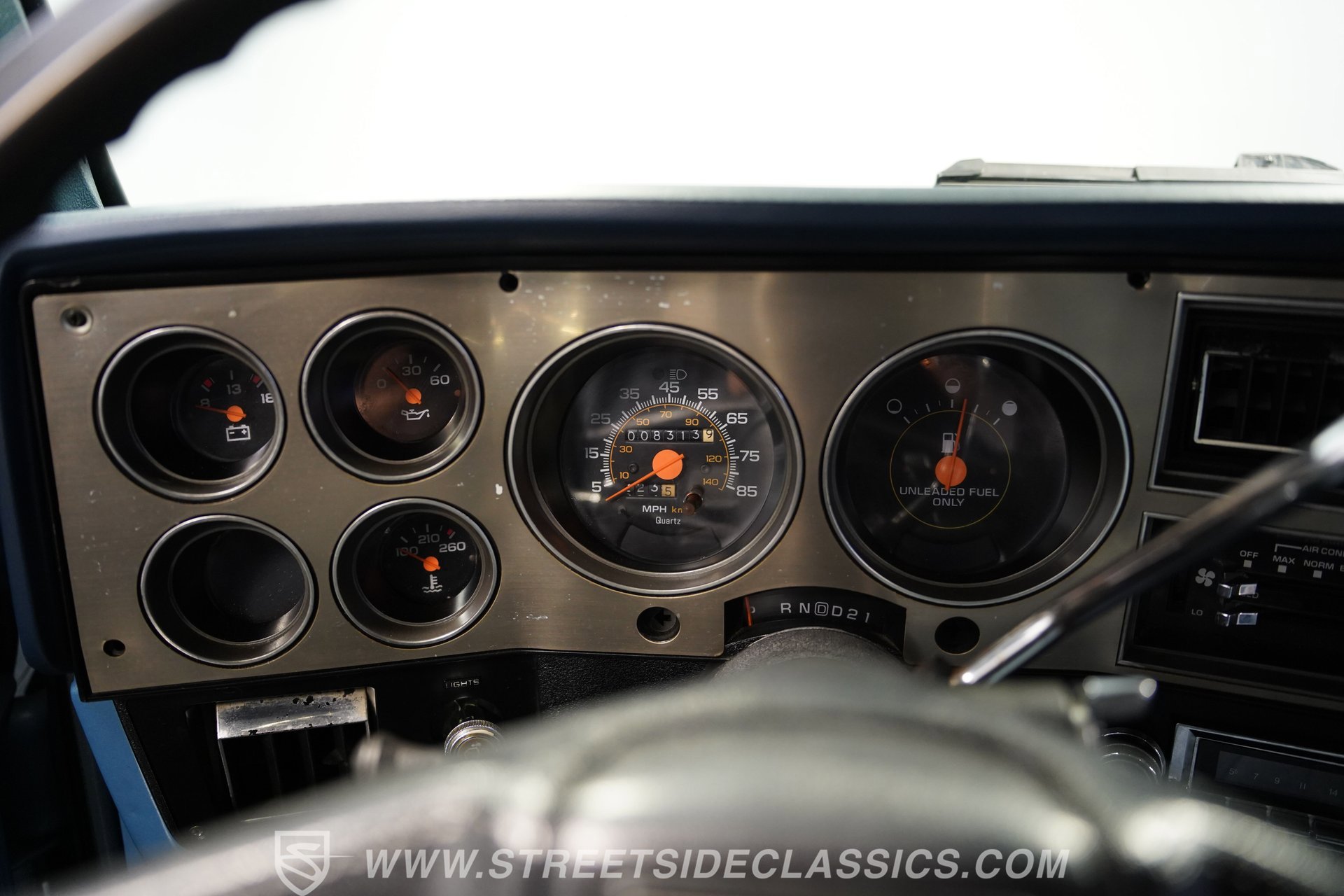 Used 1986 Chevrolet Suburban 2WD image 40