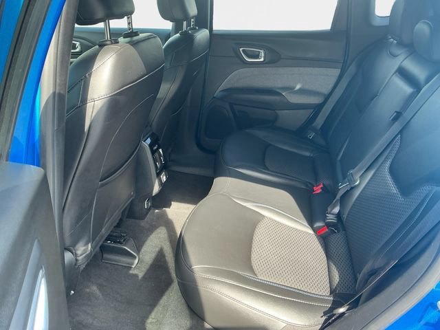 Used 2024 Jeep Compass Latitude AWD/4WD image 16