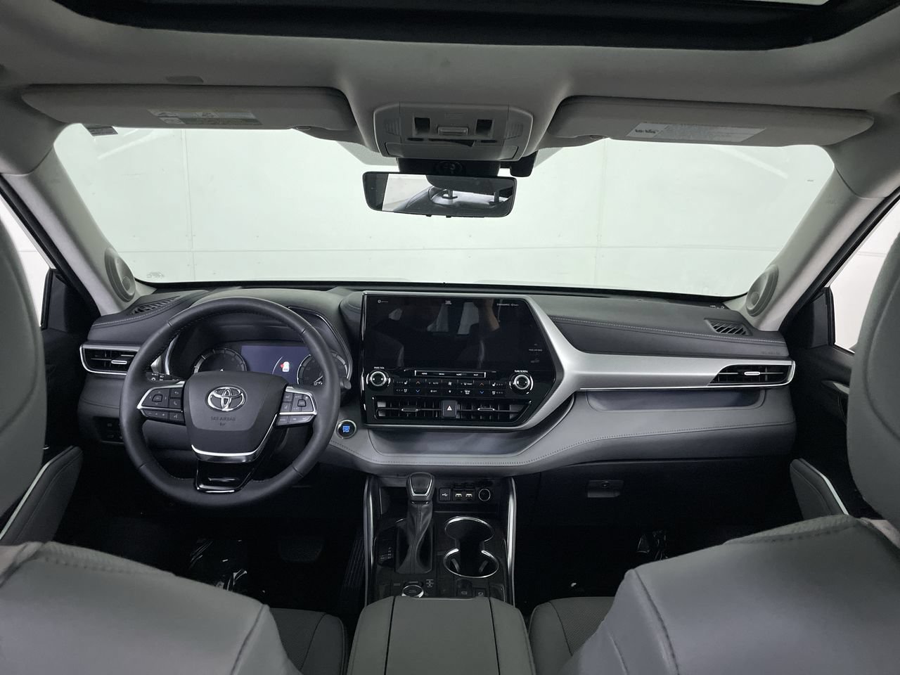 Used 2021 Toyota Highlander Platinum AWD/4WD image 30