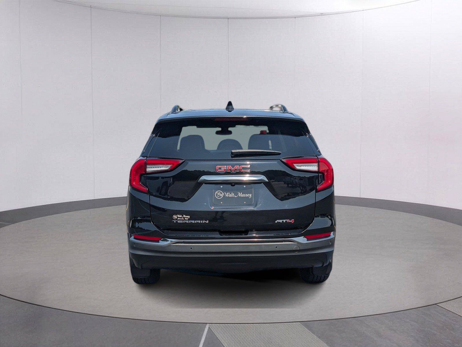 Used 2023 GMC Terrain AT4 w/ LPO, 'HIT The Road' Package AWD/4WD image 4