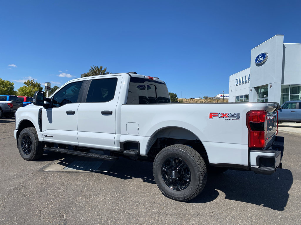 New 2026 Ford F350 4x4 Crew Cab Super Duty image 25