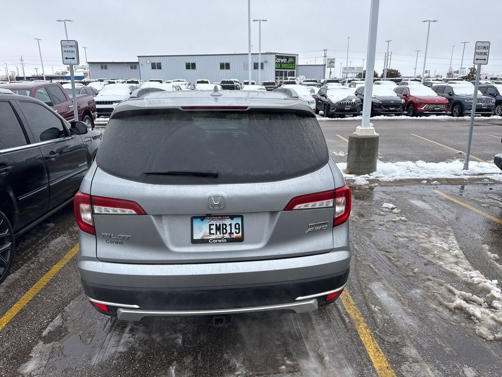 Used 2019 Honda Pilot Touring image 5