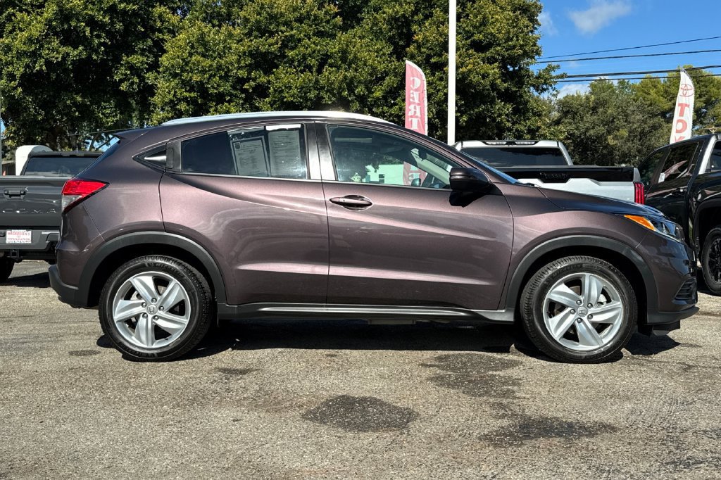 Used 2019 Honda HR-V EX image 2