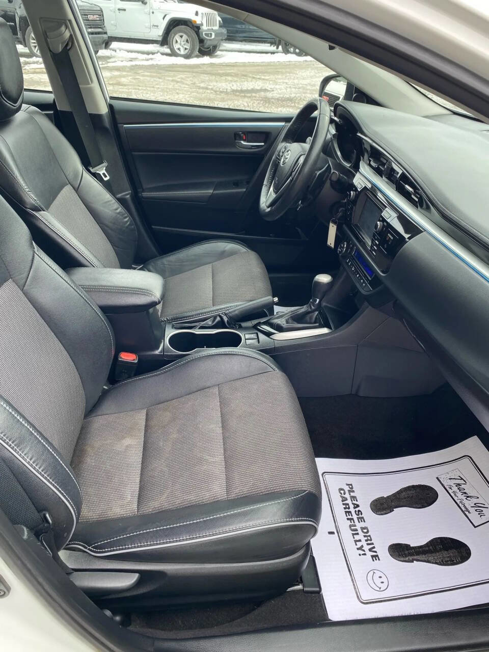 Used 2016 Toyota Corolla S image 25