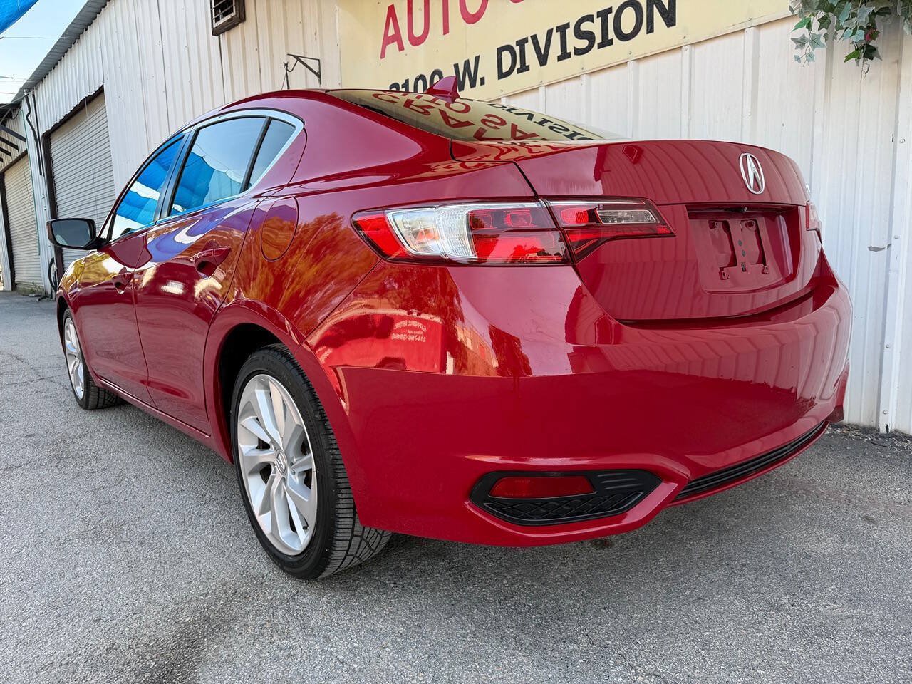 Used 2017 Acura ILX FWD image 9