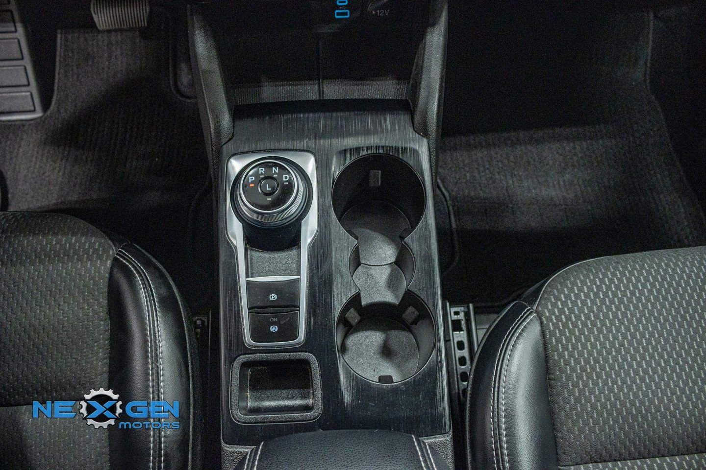 Used 2023 Ford Escape SE image 20