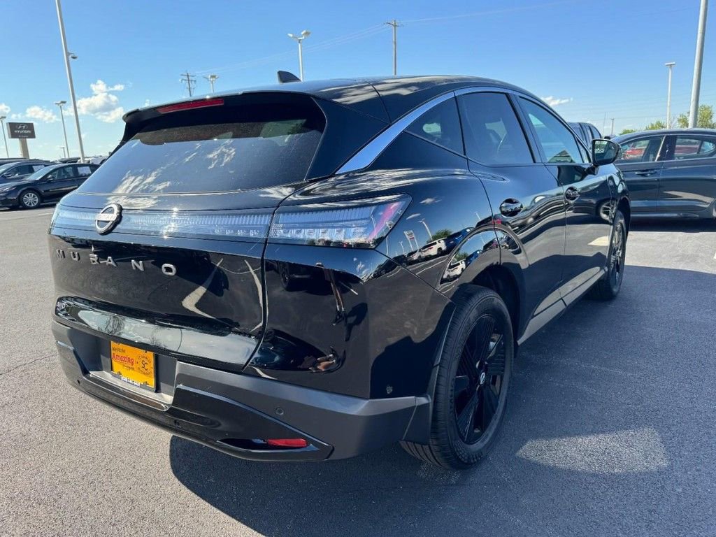 Used 2025 Nissan Murano SV AWD/4WD image 3