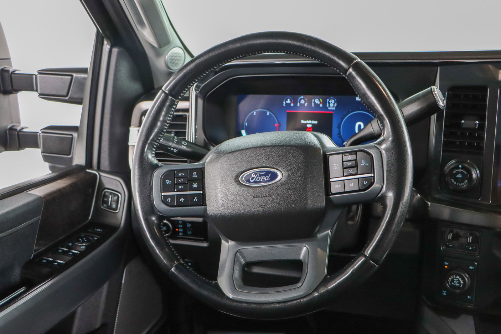 Used 2024 Ford F250 Lariat w/ Lariat Ultimate Package image 13