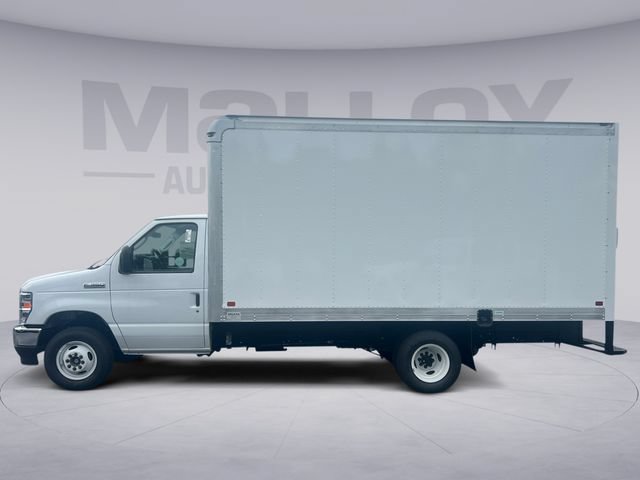 New 2027 Ford E-350 and Econoline 350 Super Duty w/ Power Equipment Group RWD image 2