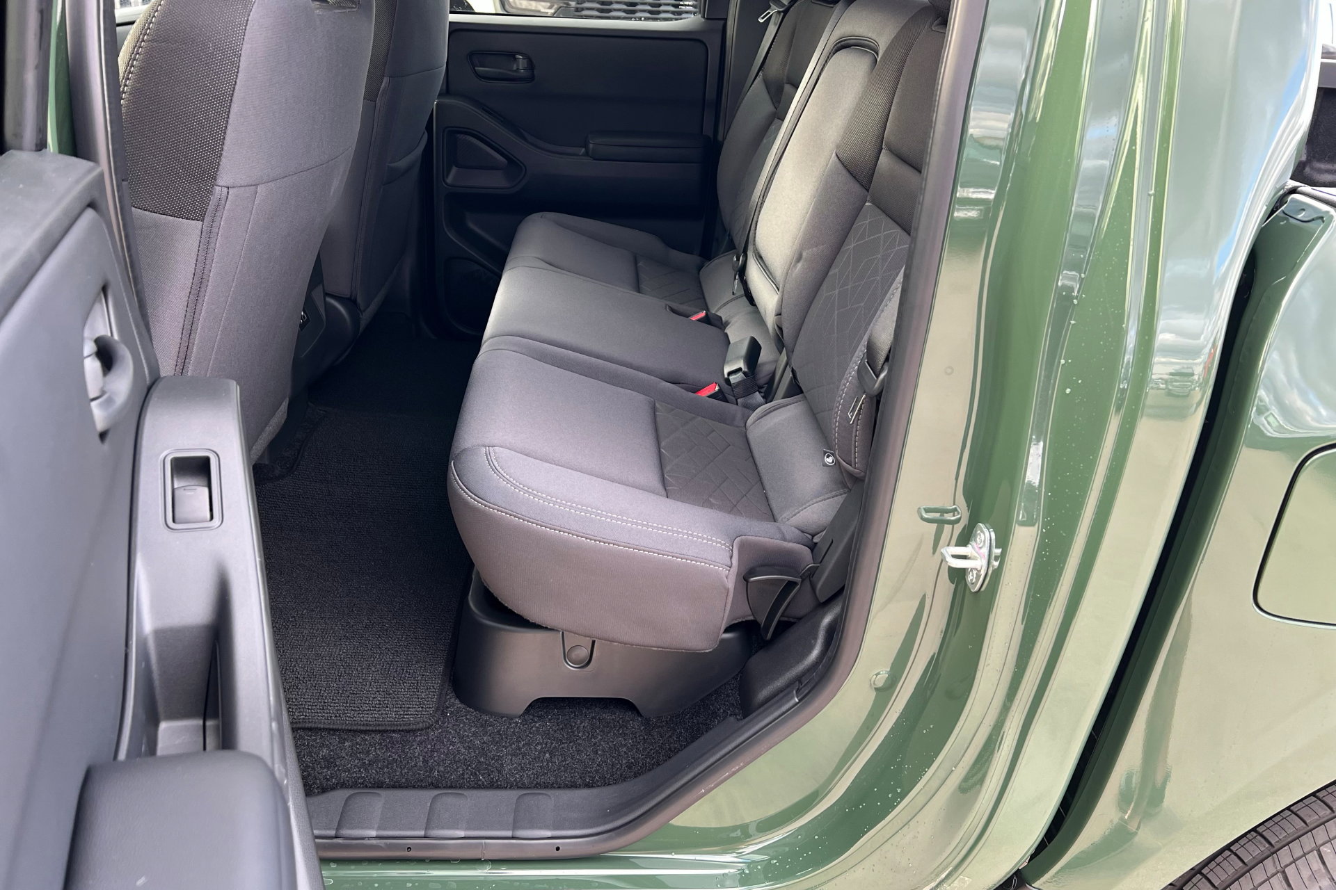 New 2026 Nissan Frontier SV w/ Tow Package image 21