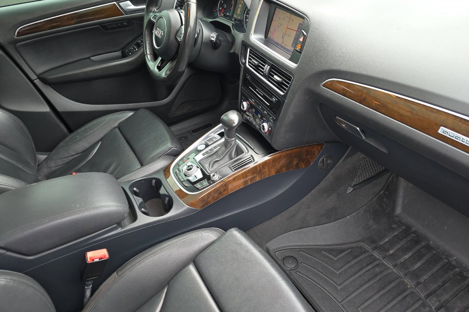 Used 2013 Audi Q5 3.0T Premium Plus w/ Audi MMI Navigation Plus Pkg image 18