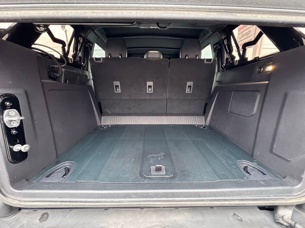 Used 2023 Ford Bronco Black Diamond w/ Sasquatch Package image 6