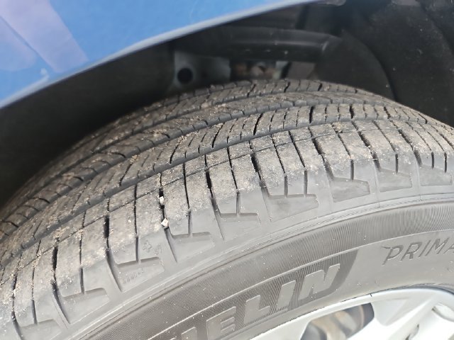 Used 2024 Chevrolet Equinox LT FWD image 27