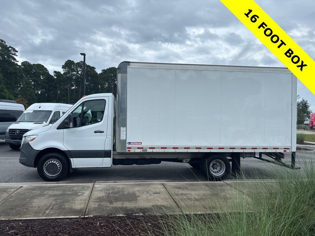 Used 2021 Freightliner Sprinter 3500 image 6