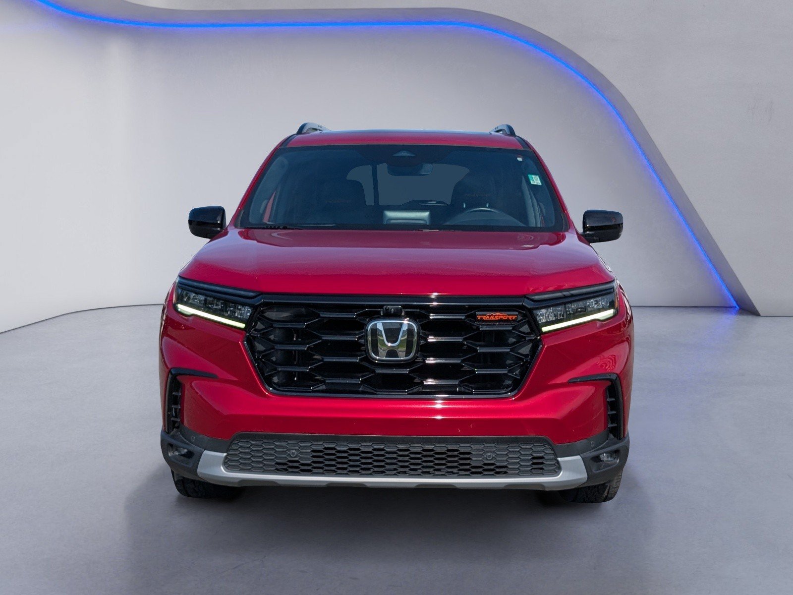 Used 2025 Honda Pilot TrailSport image 3
