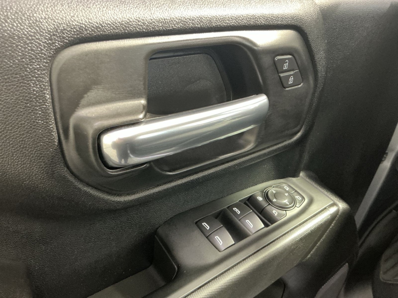 Used 2026 Chevrolet Silverado 2500 Custom AWD/4WD image 16
