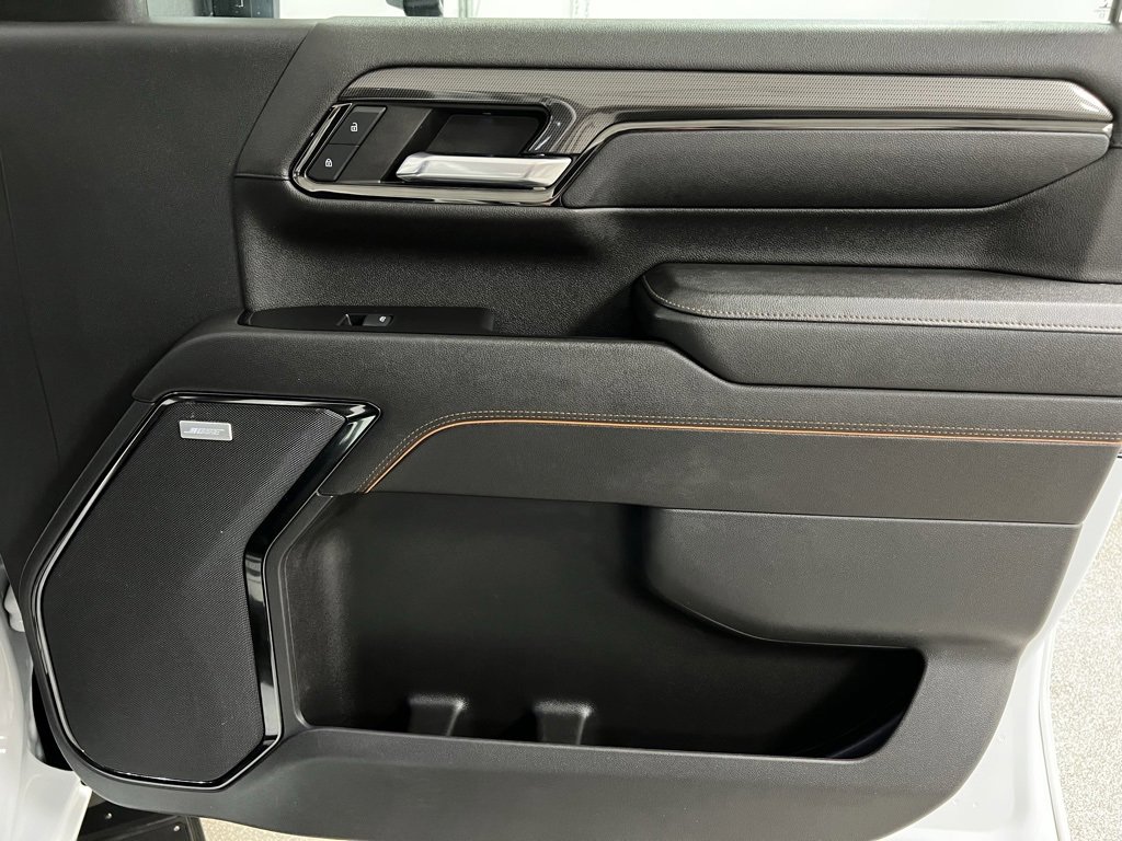 Used 2024 GMC Sierra 2500 AT4 w/ Technology Package image 58