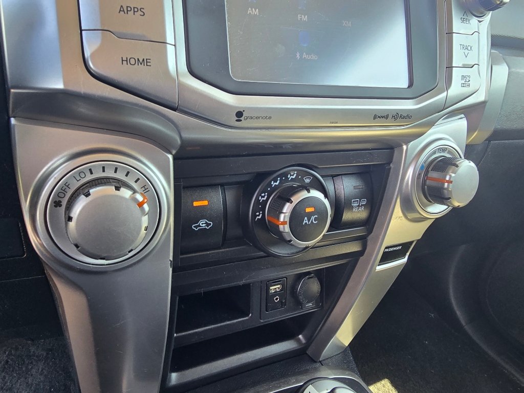 Used 2018 Toyota 4Runner SR5 Premium AWD/4WD image 18