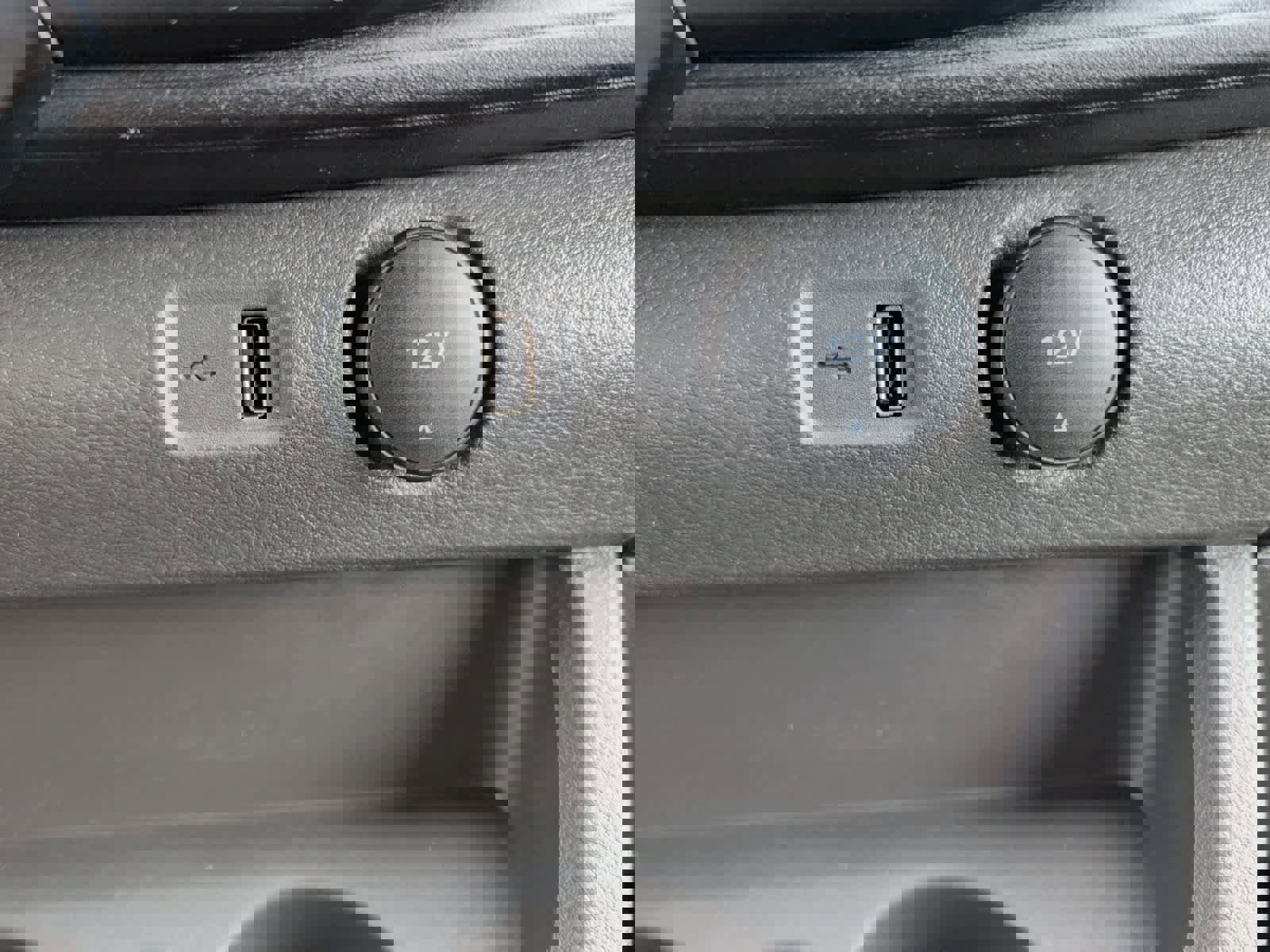 Used 2024 Ford Transit 250 Low Roof w/ Exterior Upgrade Package image 28