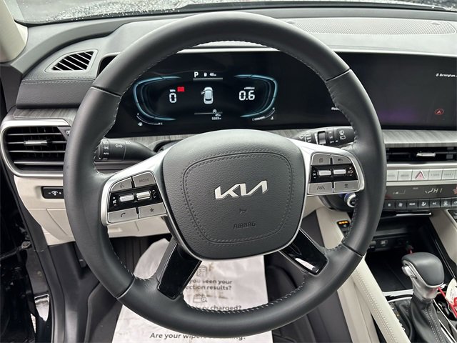 Used 2025 Kia Telluride EX image 15