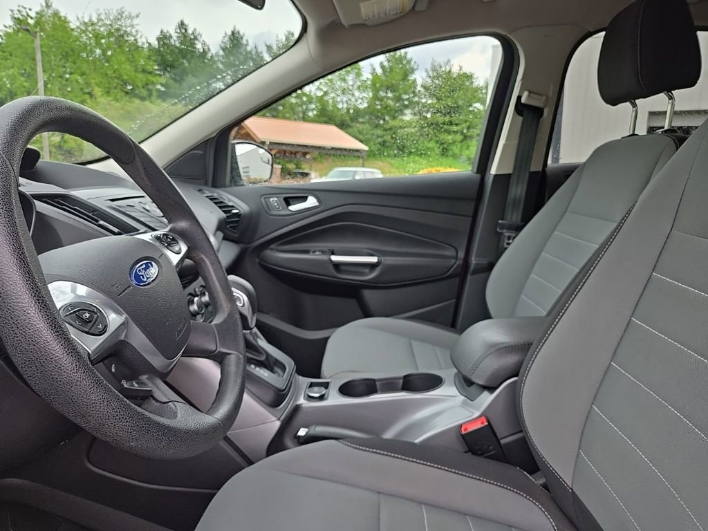 Used 2016 Ford Escape SE AWD/4WD image 30