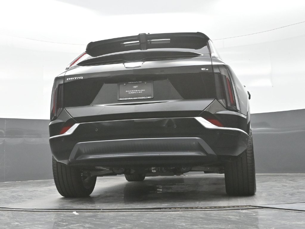 New 2027 Cadillac Optiq Premium Luxury w/ LPO, Floor Liner Package AWD/4WD image 23