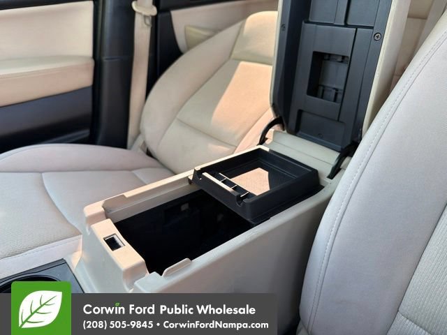 Used 2017 Subaru Legacy 2.5i Premium AWD/4WD image 23