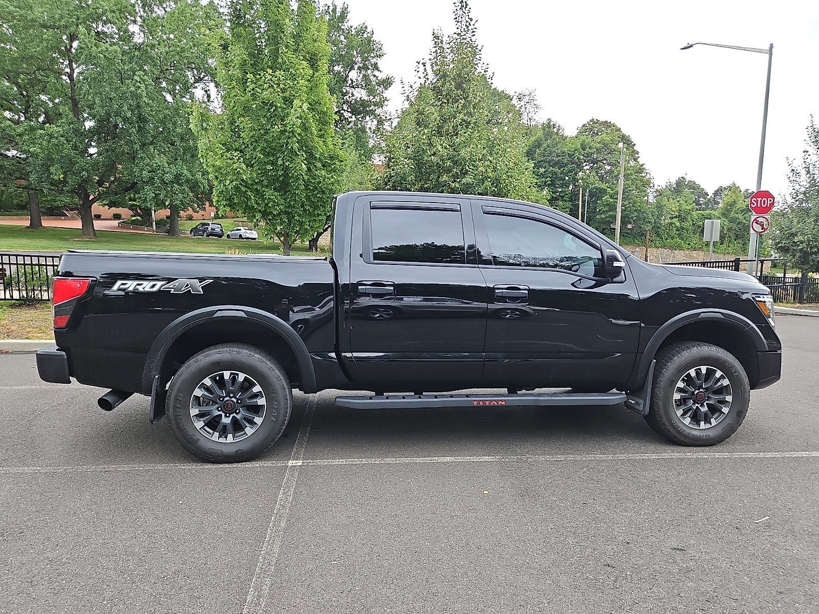 Certified 2024 Nissan Titan PRO-4X w/ Pro-4x Convenience Package AWD/4WD image 7