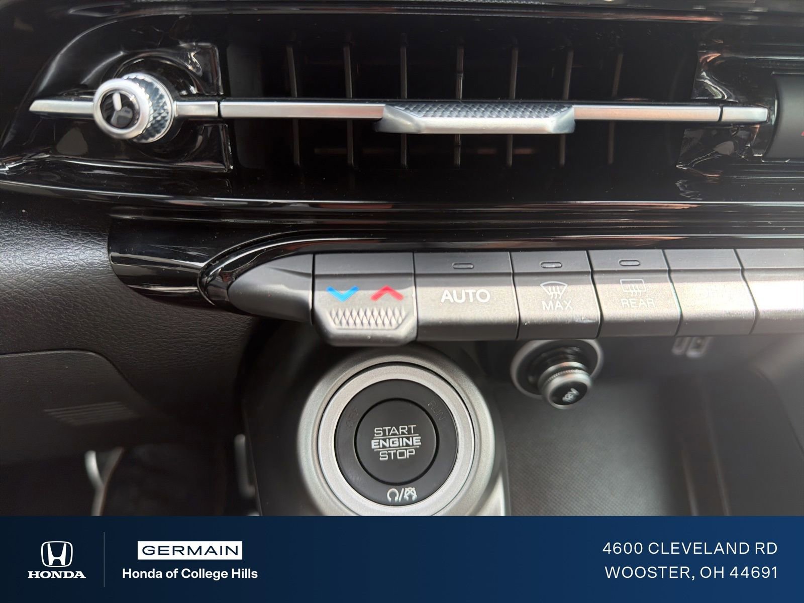 Used 2024 Dodge Hornet R/T AWD/4WD image 22