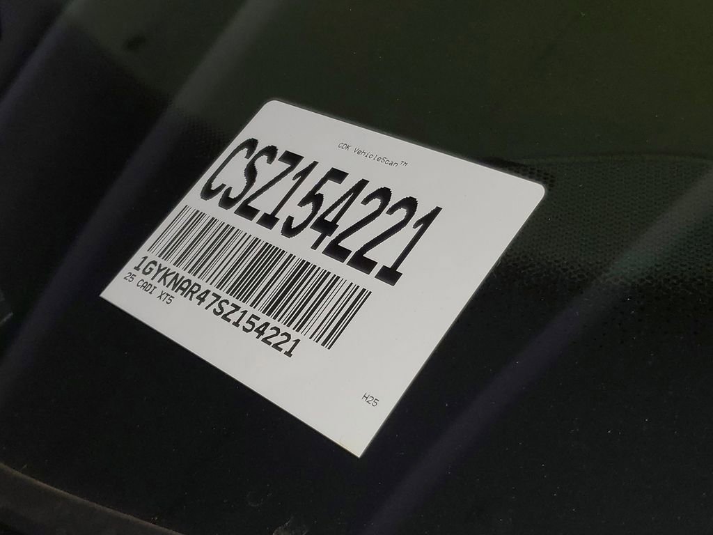 New 2025 Cadillac XT5 Luxury image 25